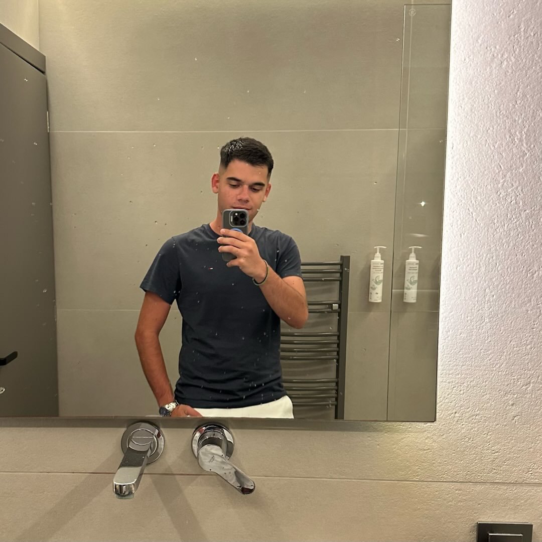 Instagram Profilbild von antonis.zrs