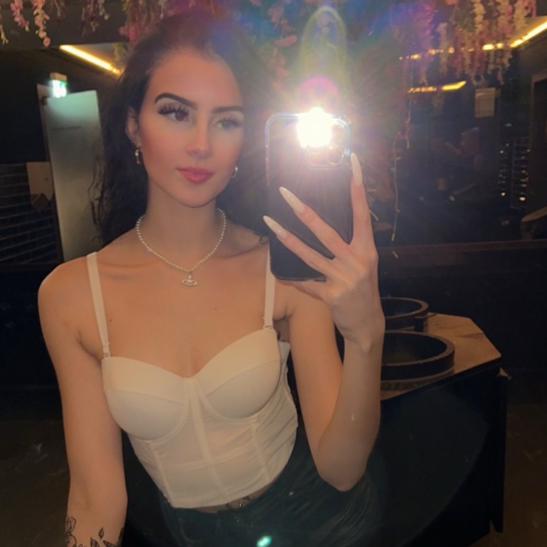 Instagram Profilbild von xleaxyc