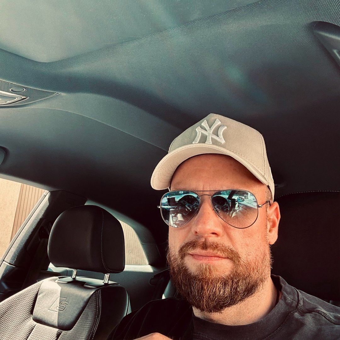 Instagram Profilbild von _dennis_m_85