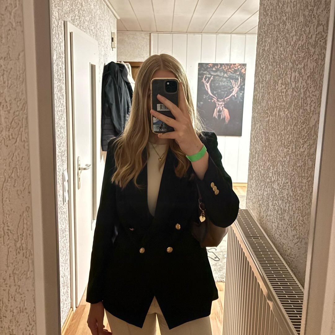 Instagram Profilbild von _ninatmln_