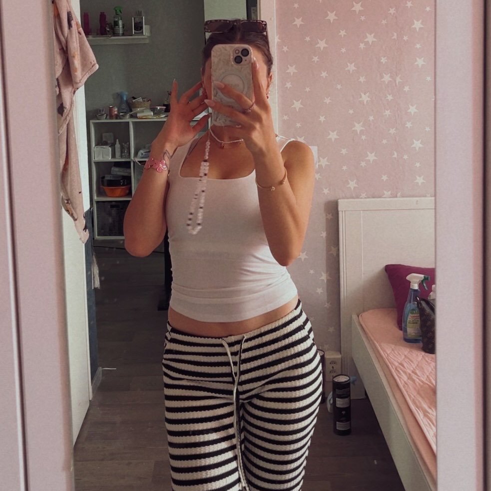 Instagram Profilbild von virginia.moon__