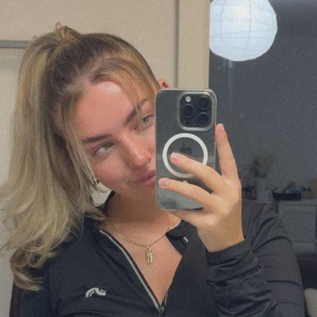 Instagram Profilbild von larissahnr._
