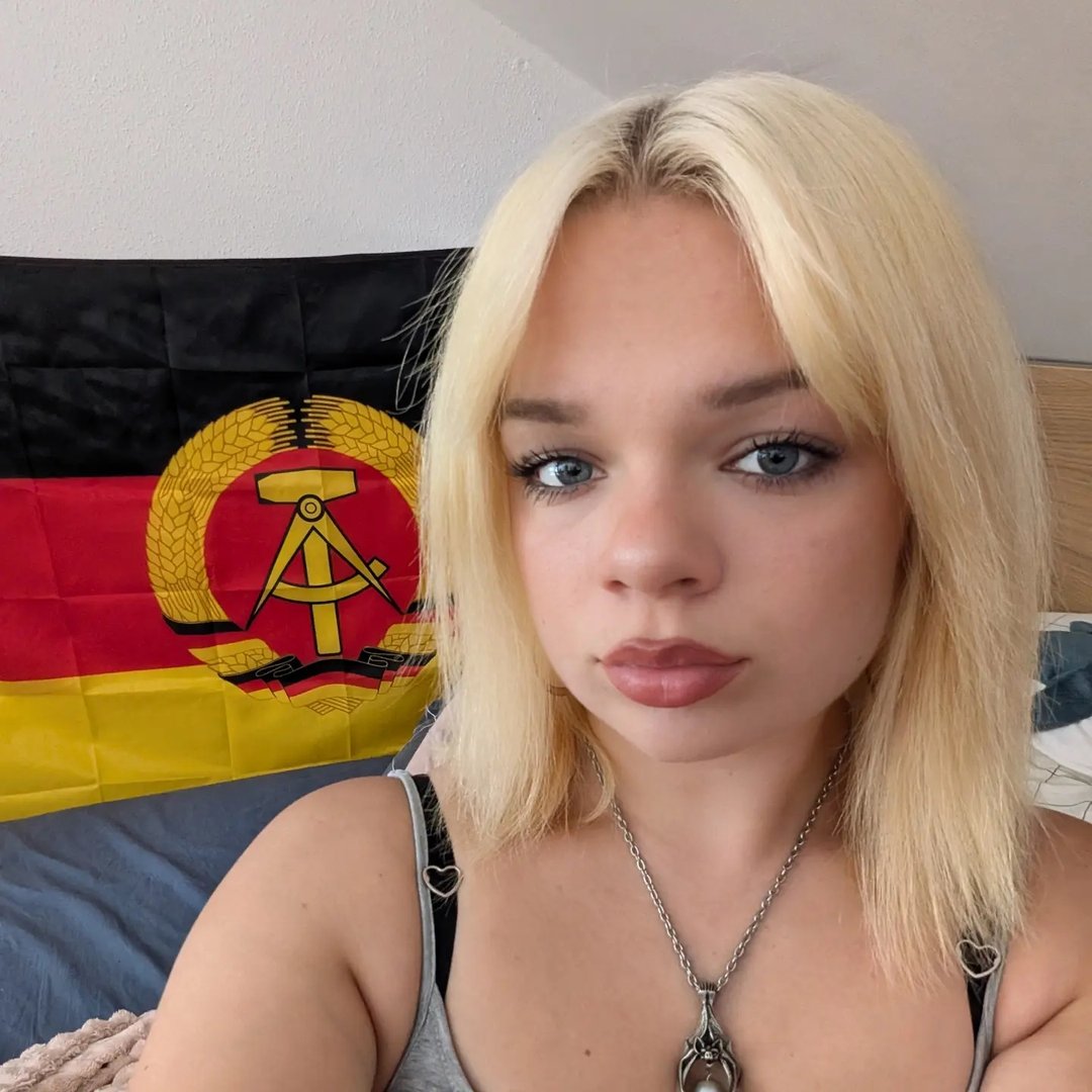 Instagram Profilbild von a.little.c0rpse