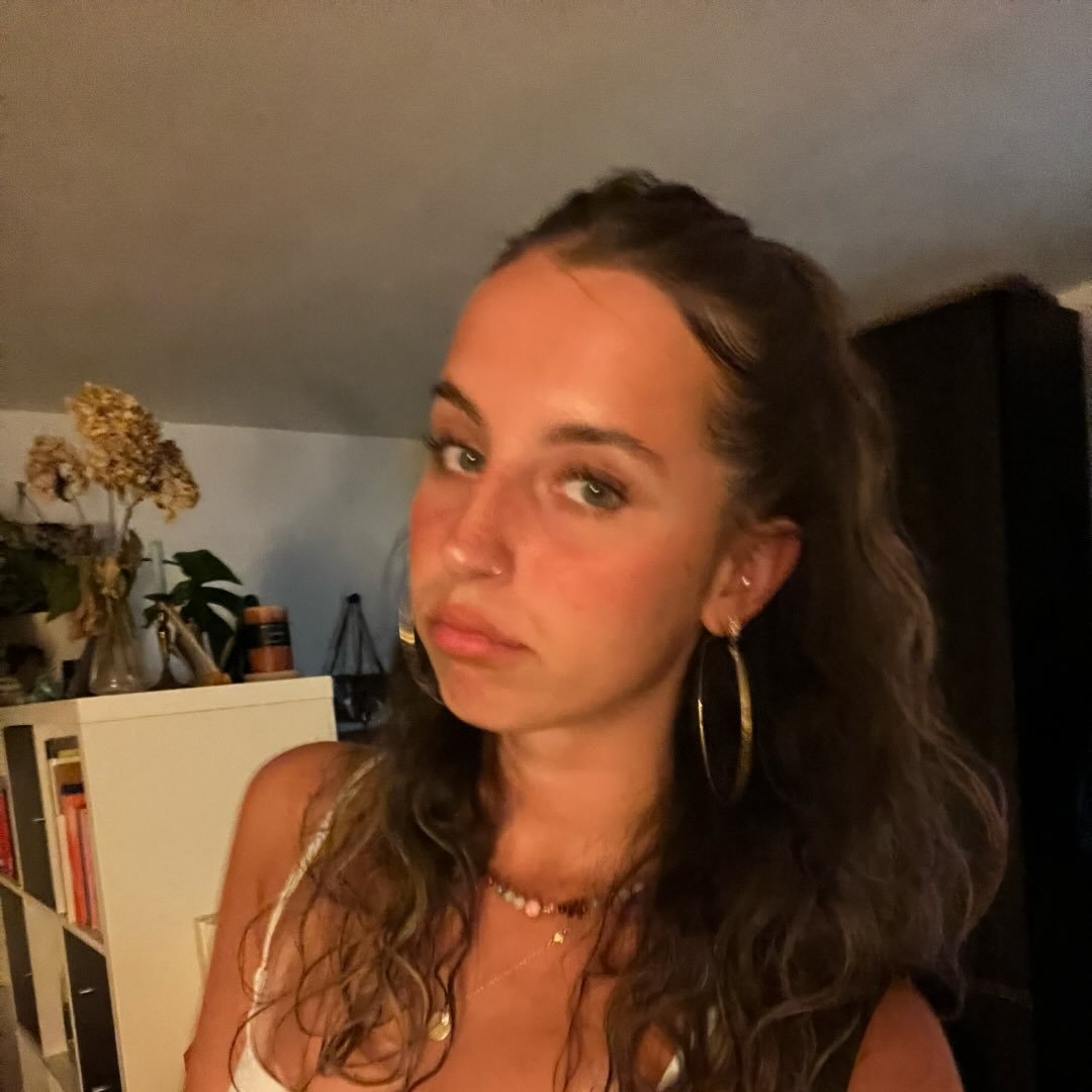 Instagram Profilbild von lauraabroggi