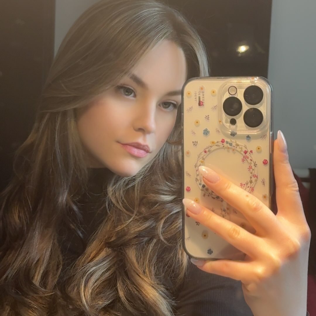 Instagram Profilbild von alinaemeliee