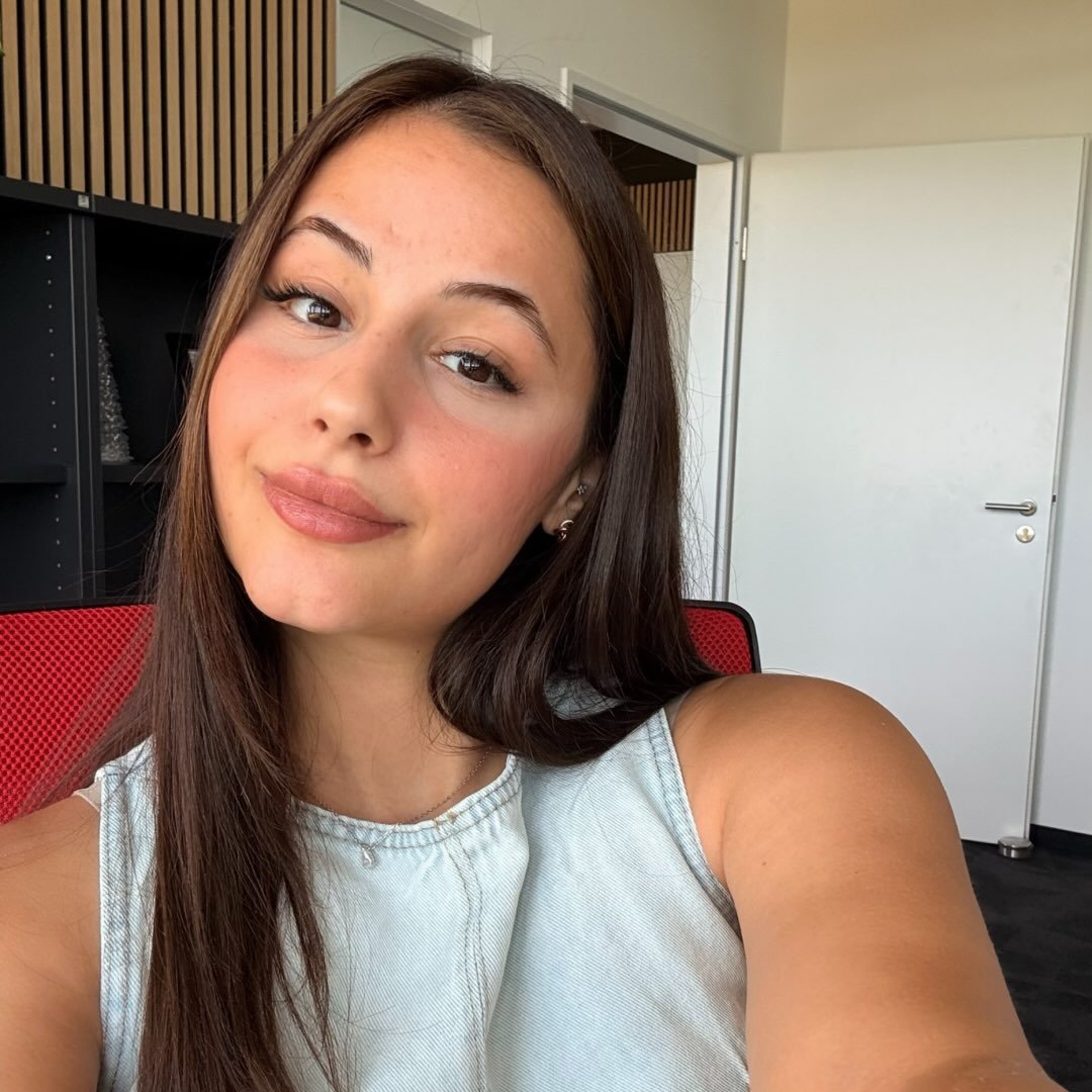 Instagram Profilbild von helinn_ek