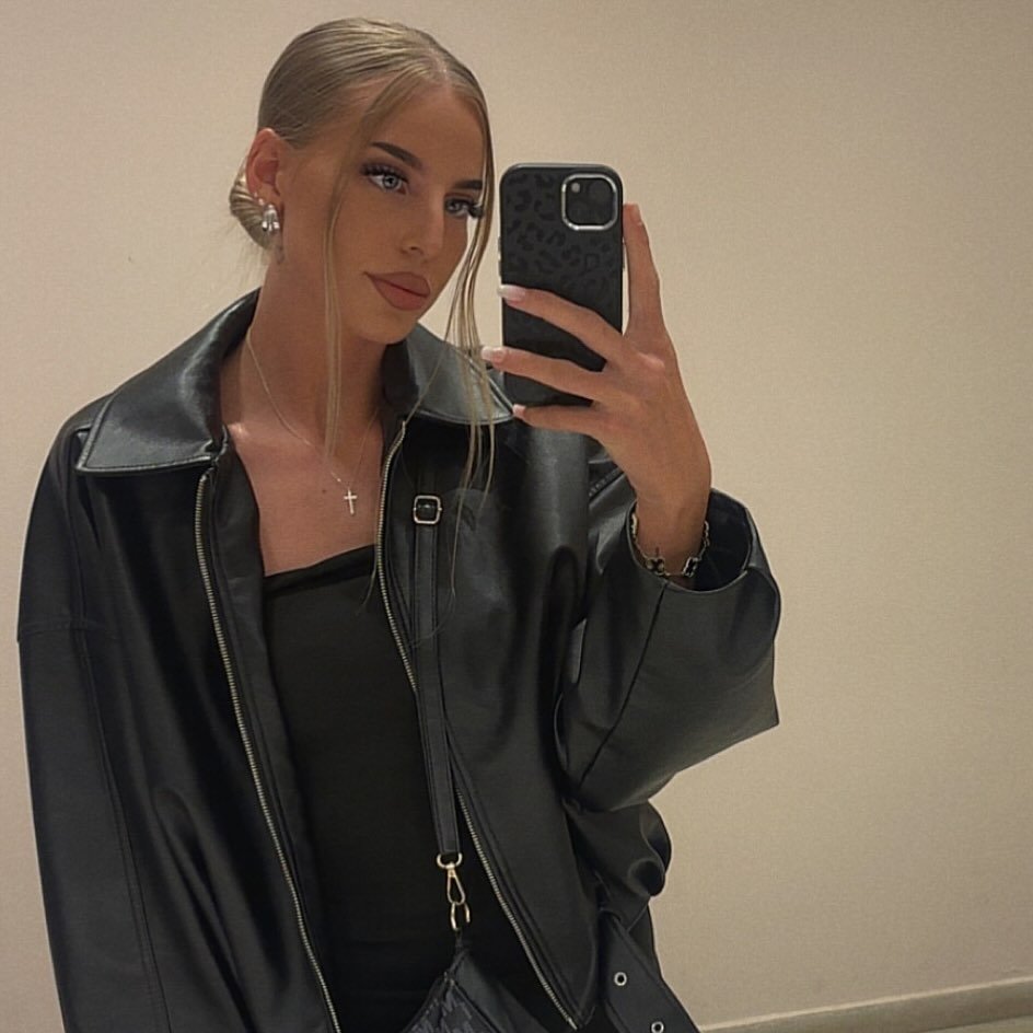 Instagram Profilbild von adinaaaa_s