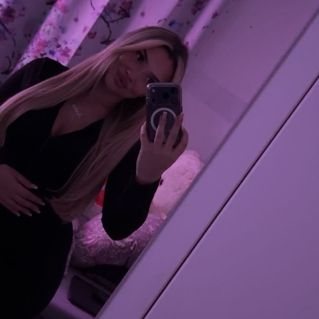 Instagram Profilbild von farinaa161