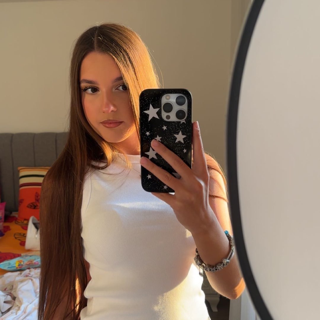 Instagram Profilbild von besadeari