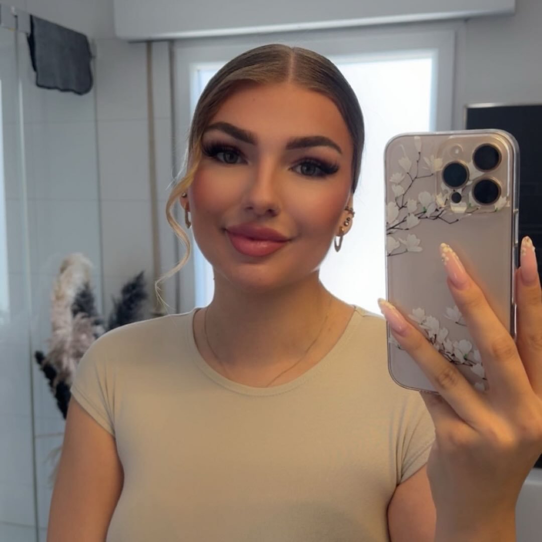 Instagram Profilbild von amiraa.babee