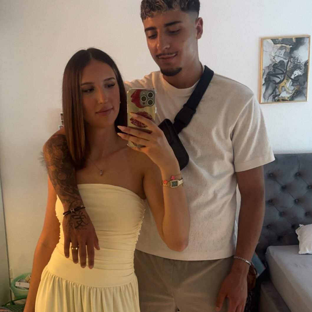 Instagram Profilbild von 01.dinaa_