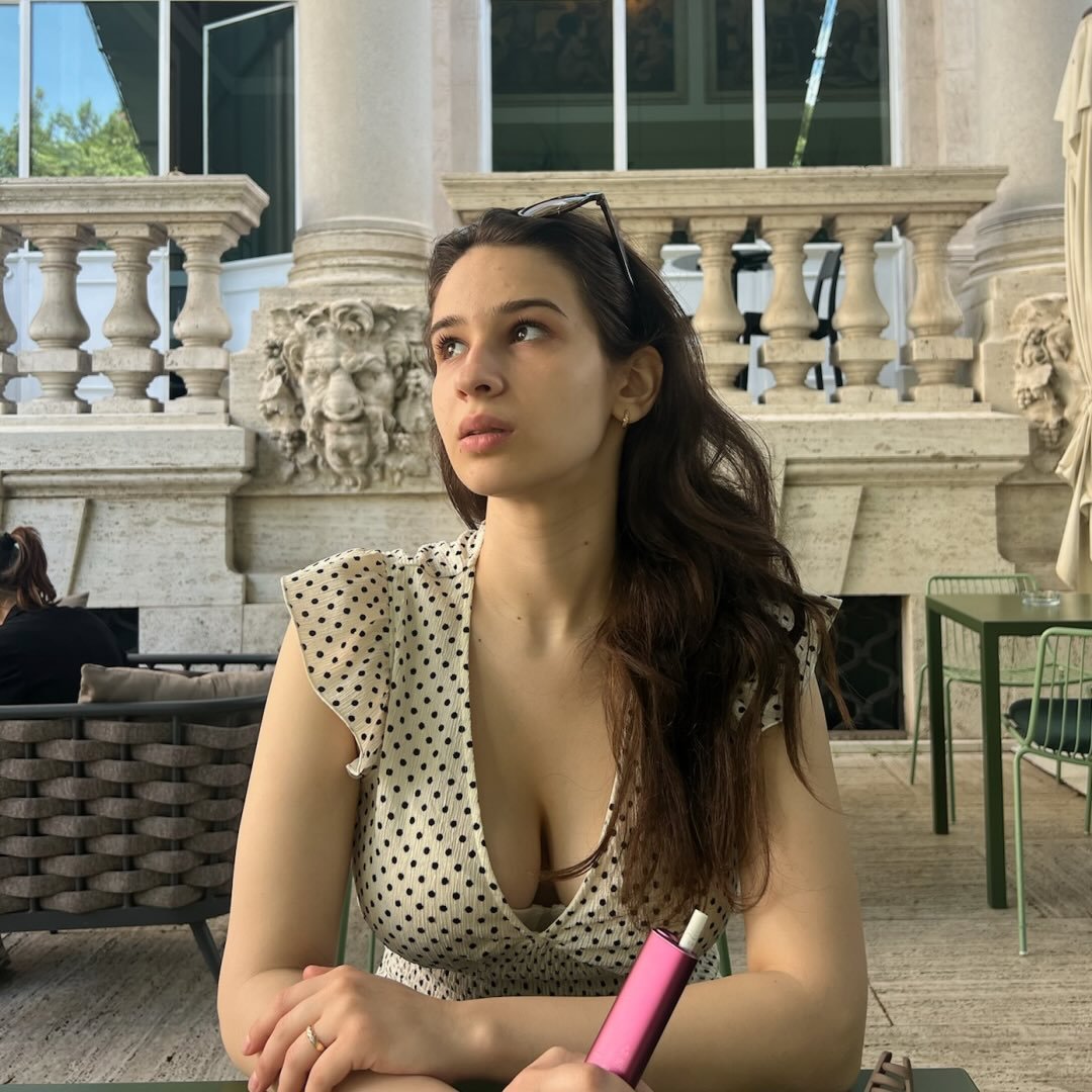 Instagram Profilbild von naydenaa_