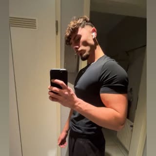 Instagram Profilbild von nikita.hbt9