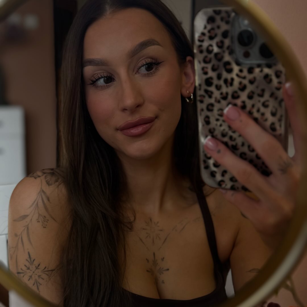 Instagram Profilbild von czarnogorskaaa