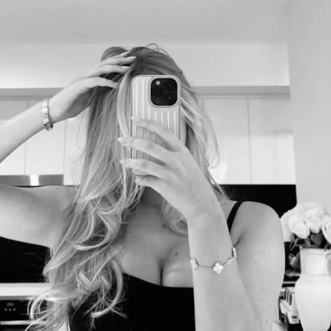 Instagram Profilbild von alinaaa.hsnnn