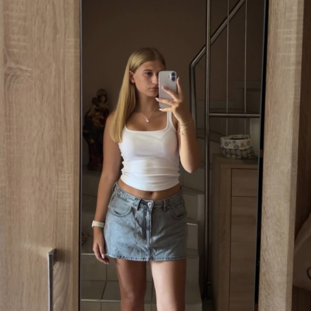 Instagram Profilbild von helene.lv07