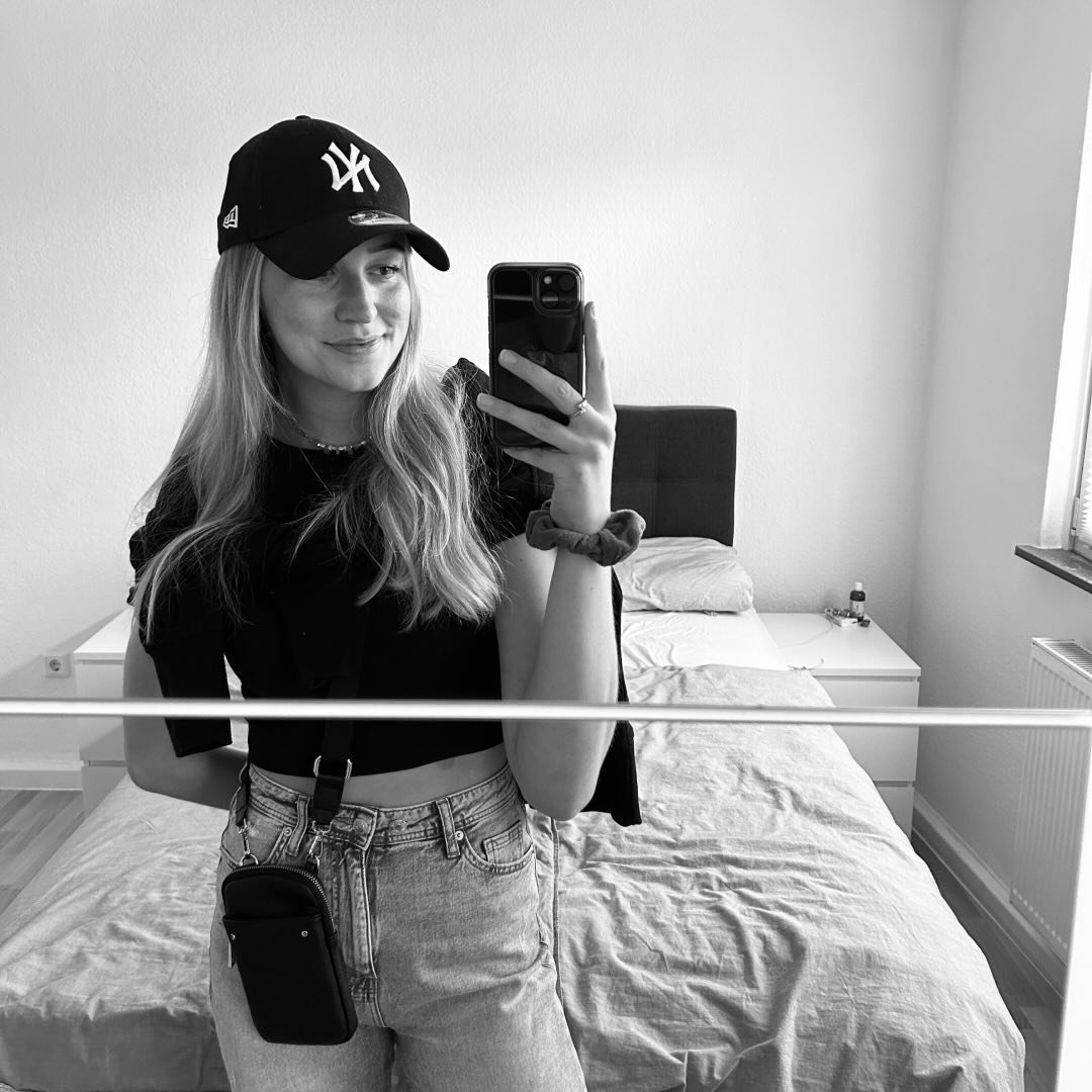 Instagram Profilbild von laura.jhss