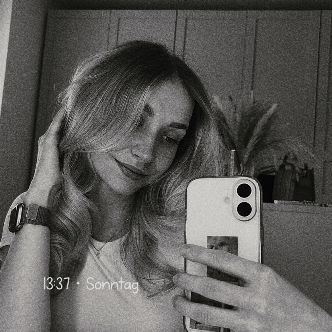 Instagram Profilbild von _m_ar_ti_na_