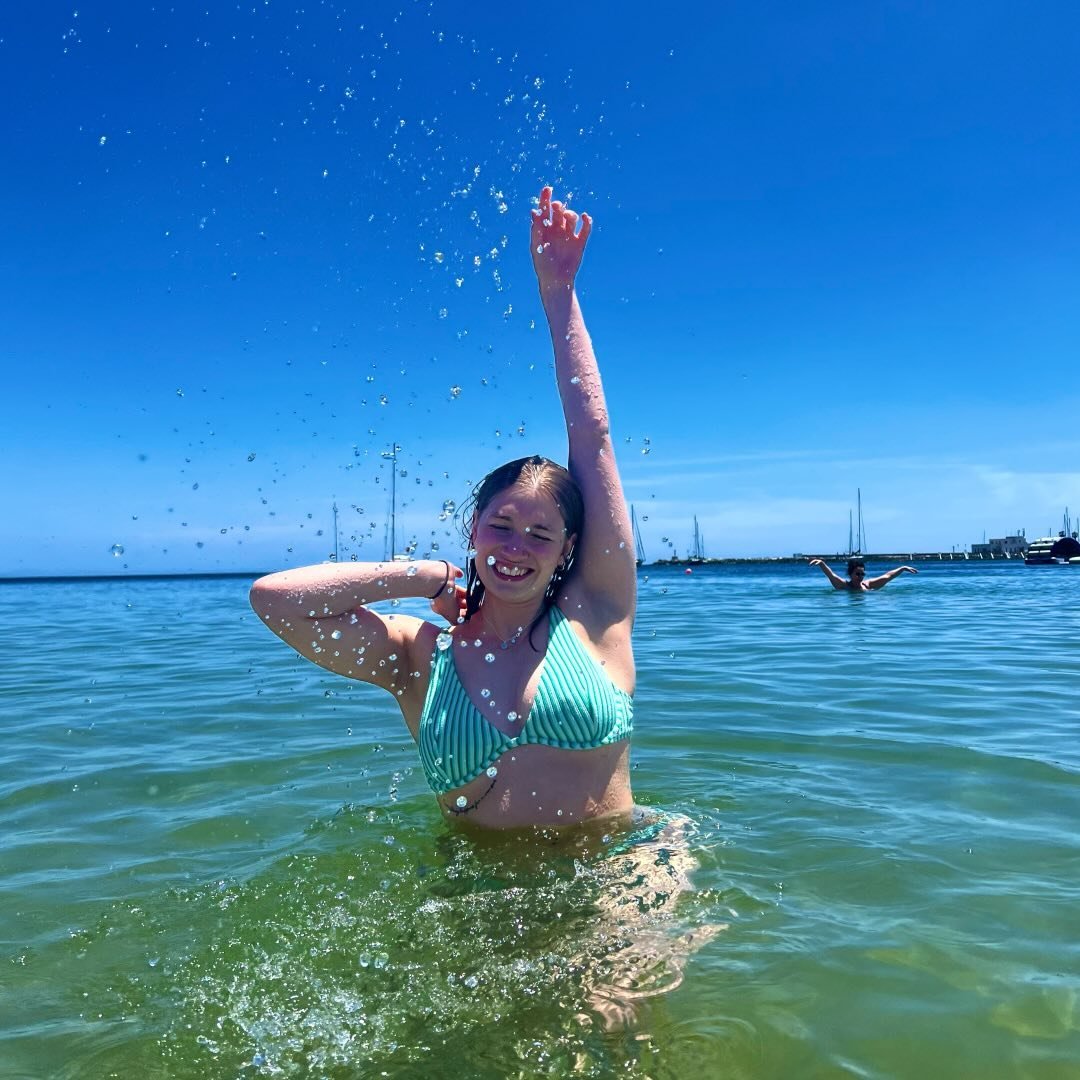 Instagram Profilbild von lxlxzi_grau