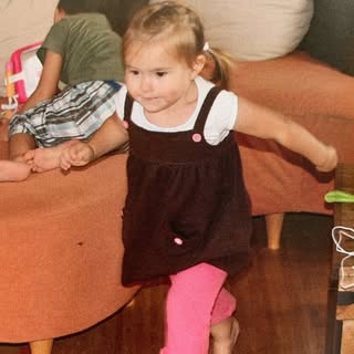 Instagram Profilbild von ella.wrln