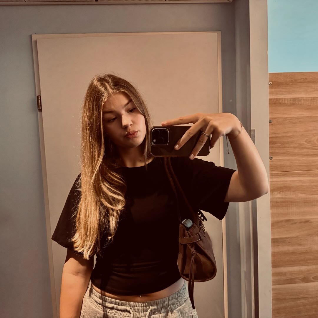 Instagram Profilbild von zrn_sina