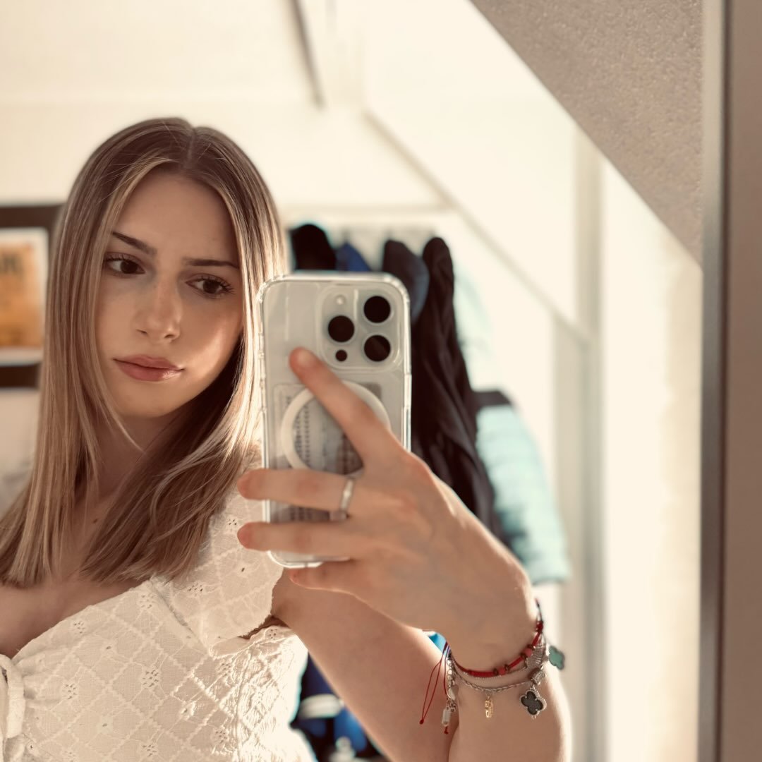 Instagram Profilbild von leeena.rl