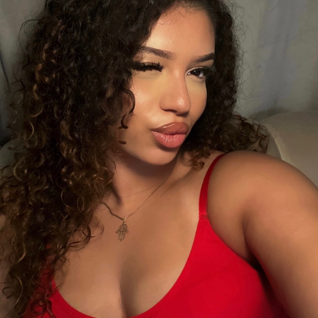 Instagram Profilbild von yasmiinaxz