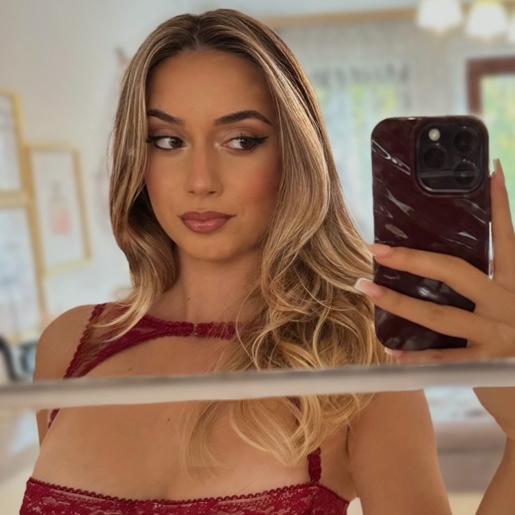 Instagram Profilbild von aylin.edn