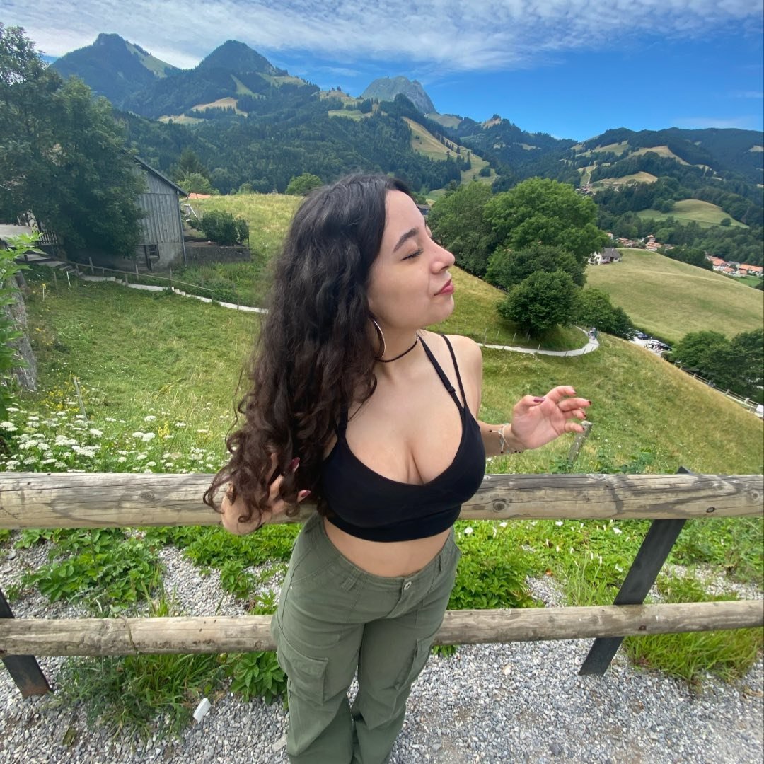 Instagram Profilbild von yara.khalife