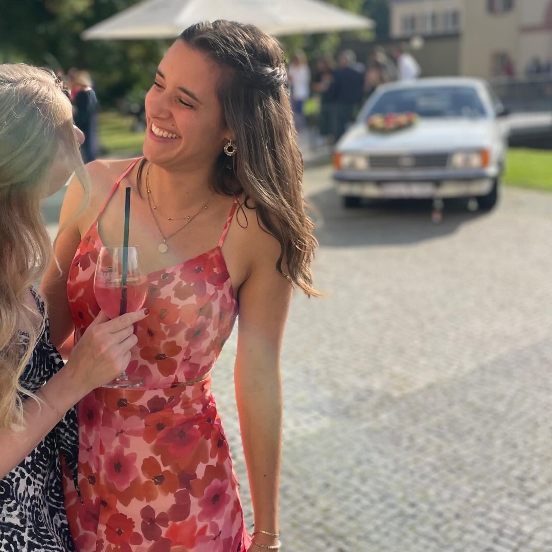 Instagram Profilbild von _laur.aaa