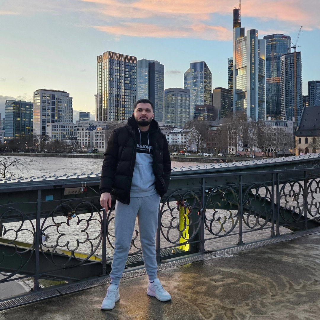 Instagram Profilbild von renas.roj97