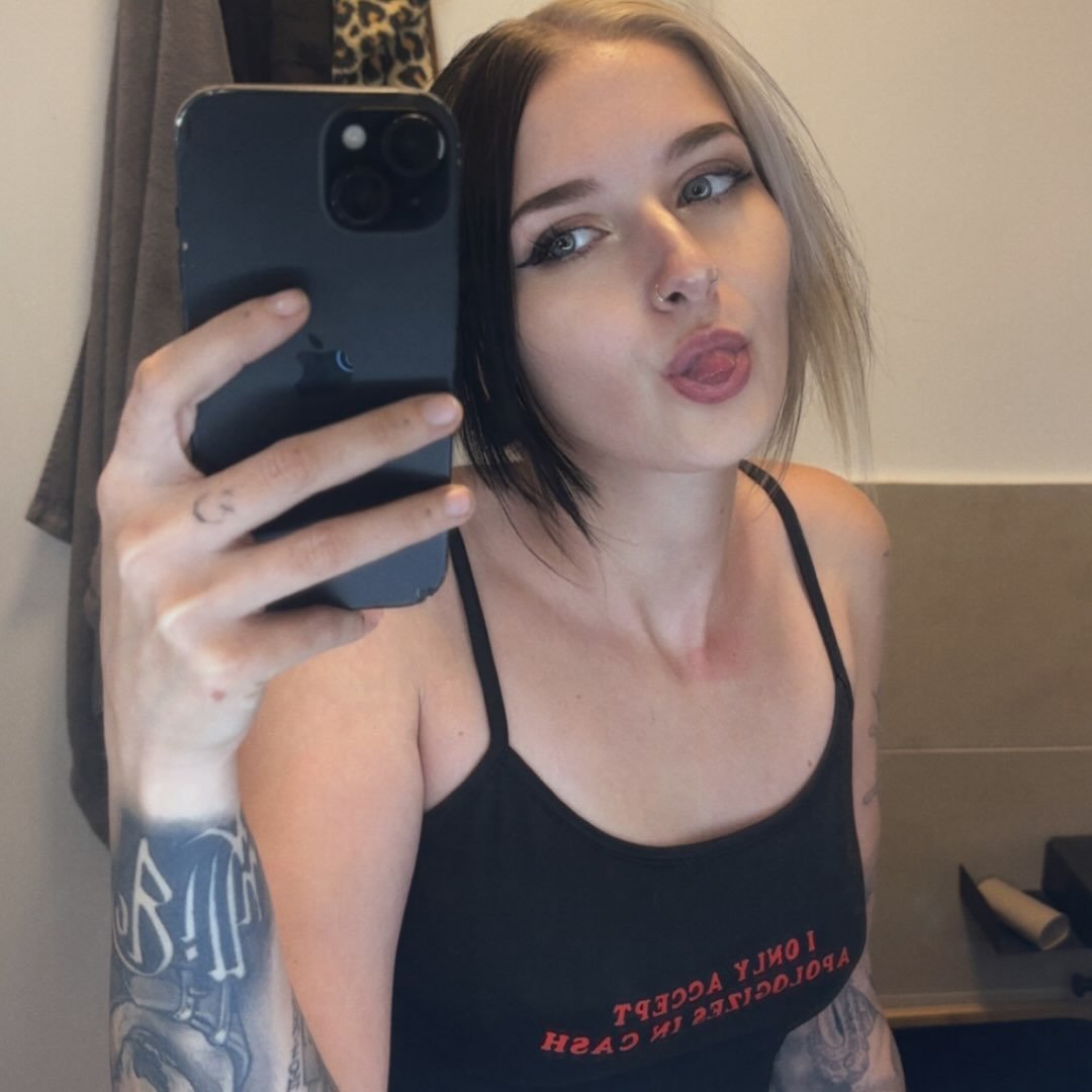 Instagram Profilbild von anjoliravioli_