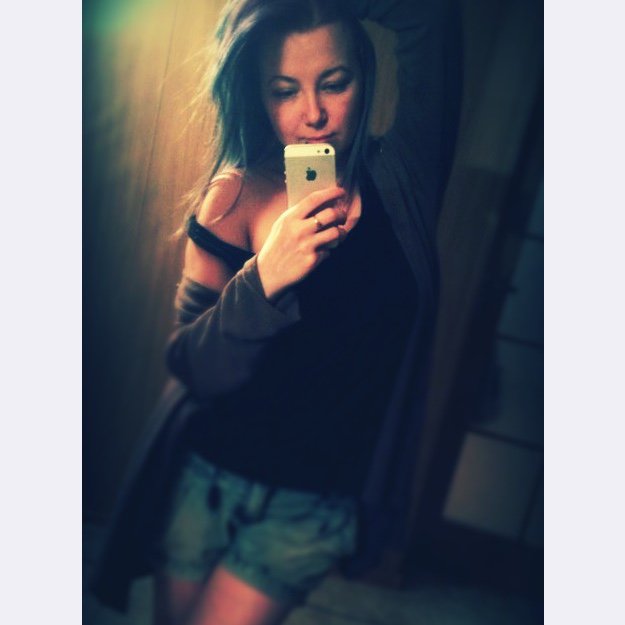 Instagram Profilbild von carla_hell
