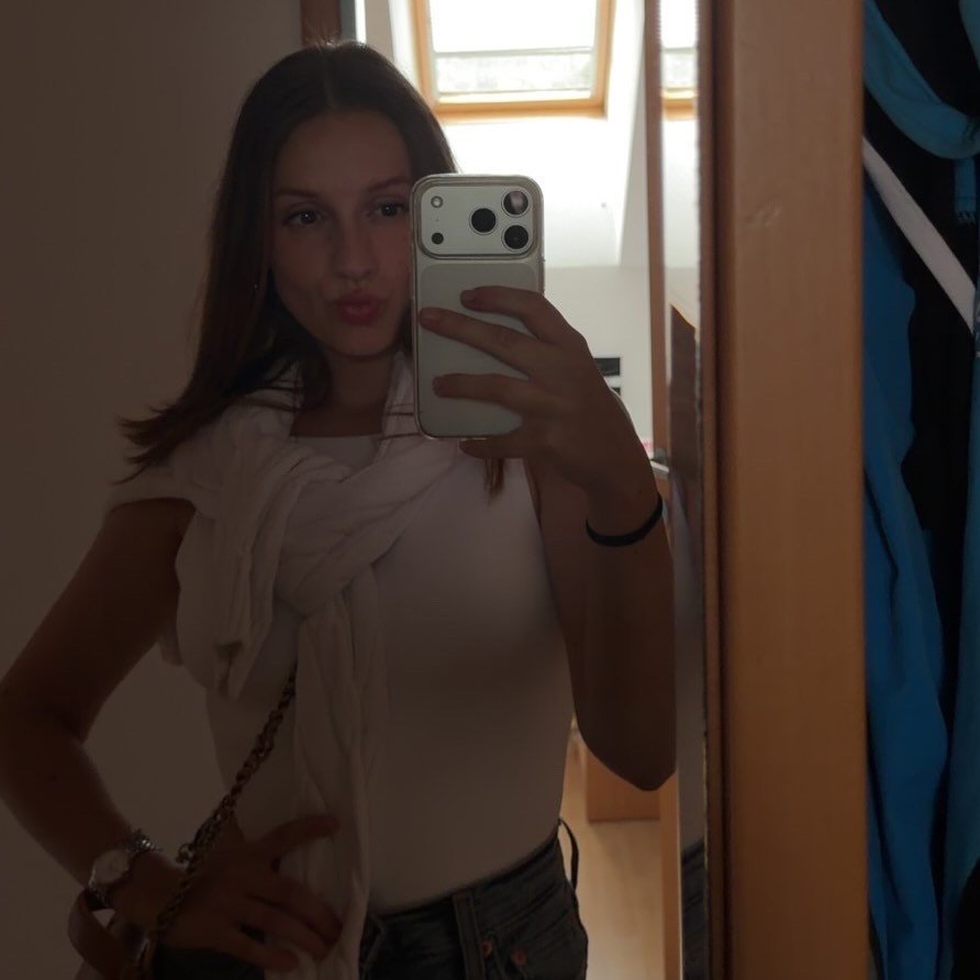 Instagram Profilbild von karmenribnikar