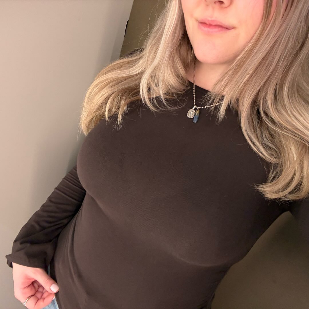 Instagram Profilbild von elinashrr