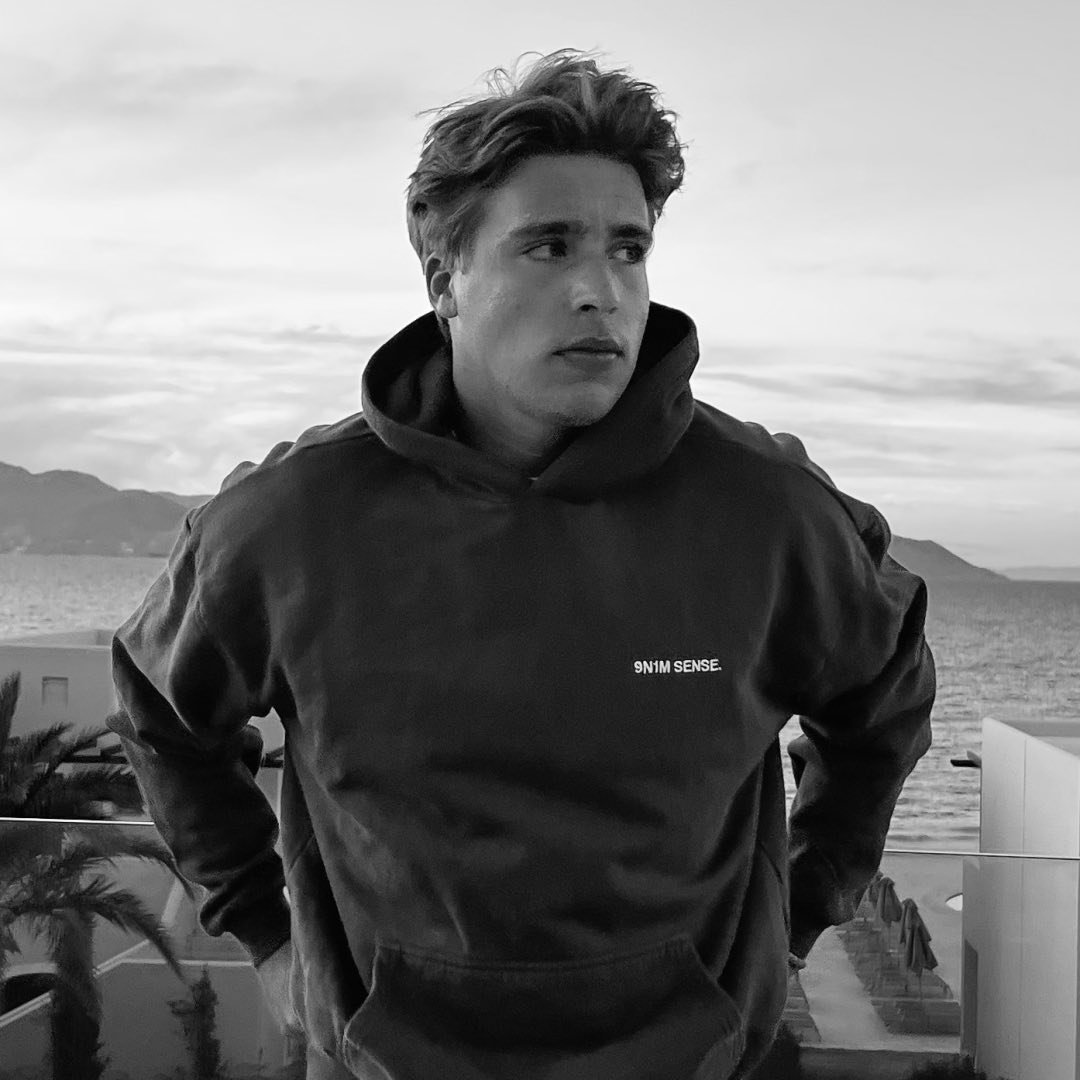 Instagram Profilbild von nik.schwrz
