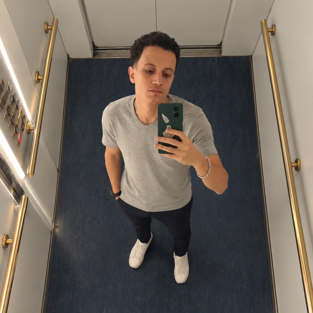 Instagram Profilbild von akrem_laouar