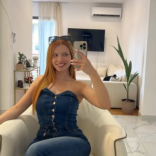 Instagram Profilbild von flora_kastanaki