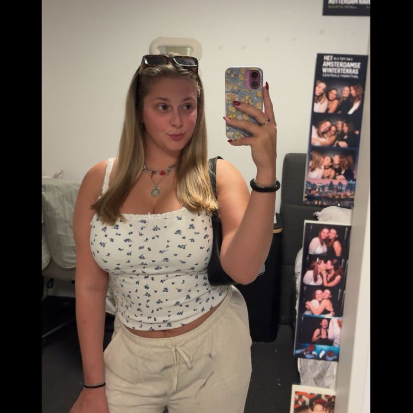 Instagram Profilbild von essie.tr.x