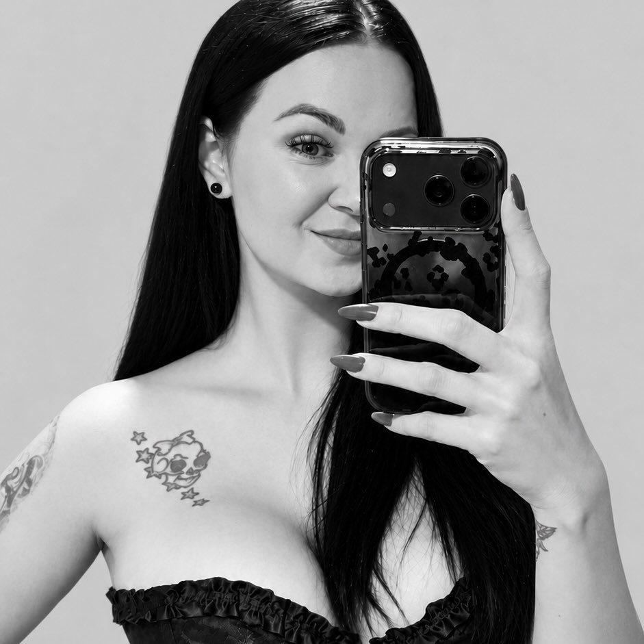 Instagram Profilbild von carrrrbaa