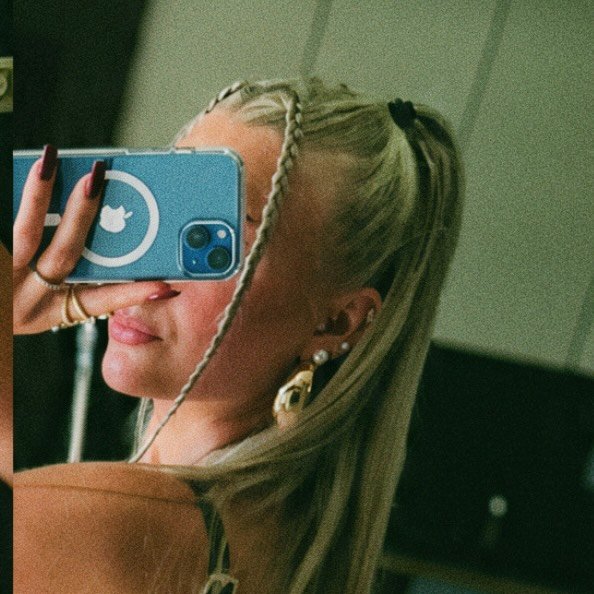 Instagram Profilbild von carolinehoelle