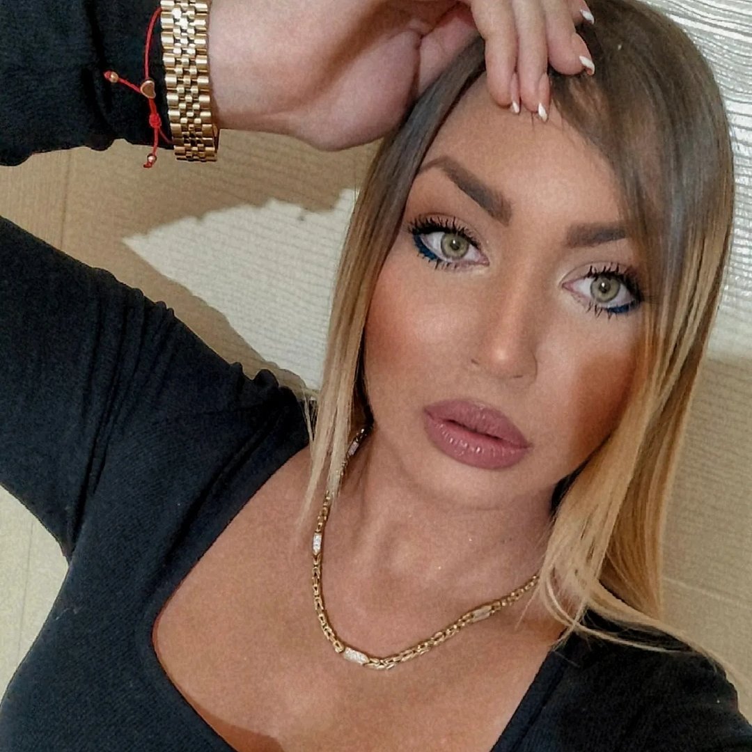 Instagram Profilbild von emma_benedek_