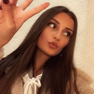 Instagram Profilbild von lauraeftekhari