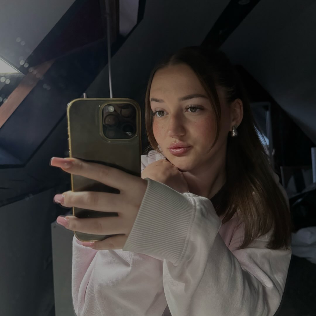 Instagram Profilbild von alina.hrg
