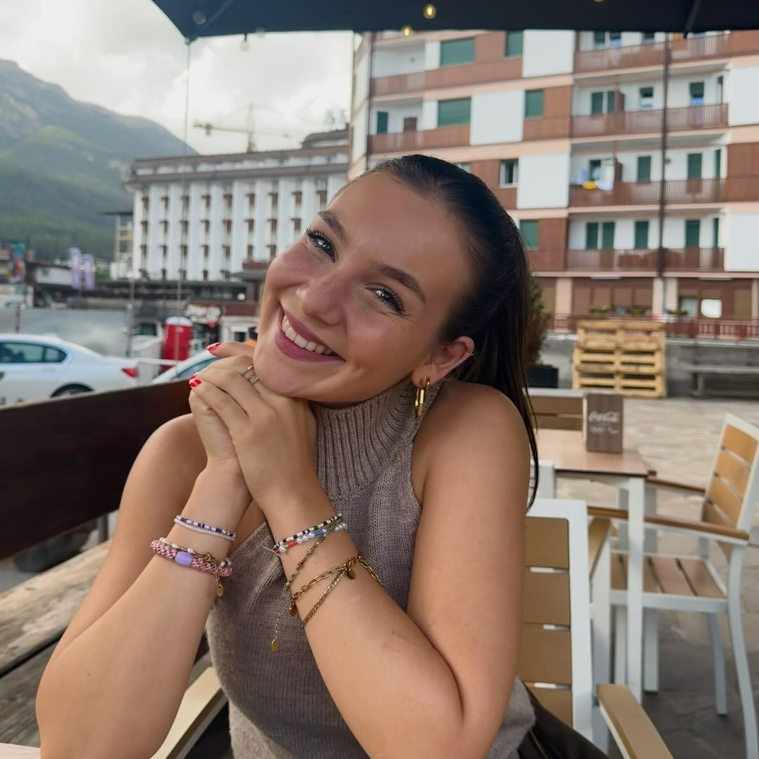 Instagram Profilbild von alina_halbgewachs