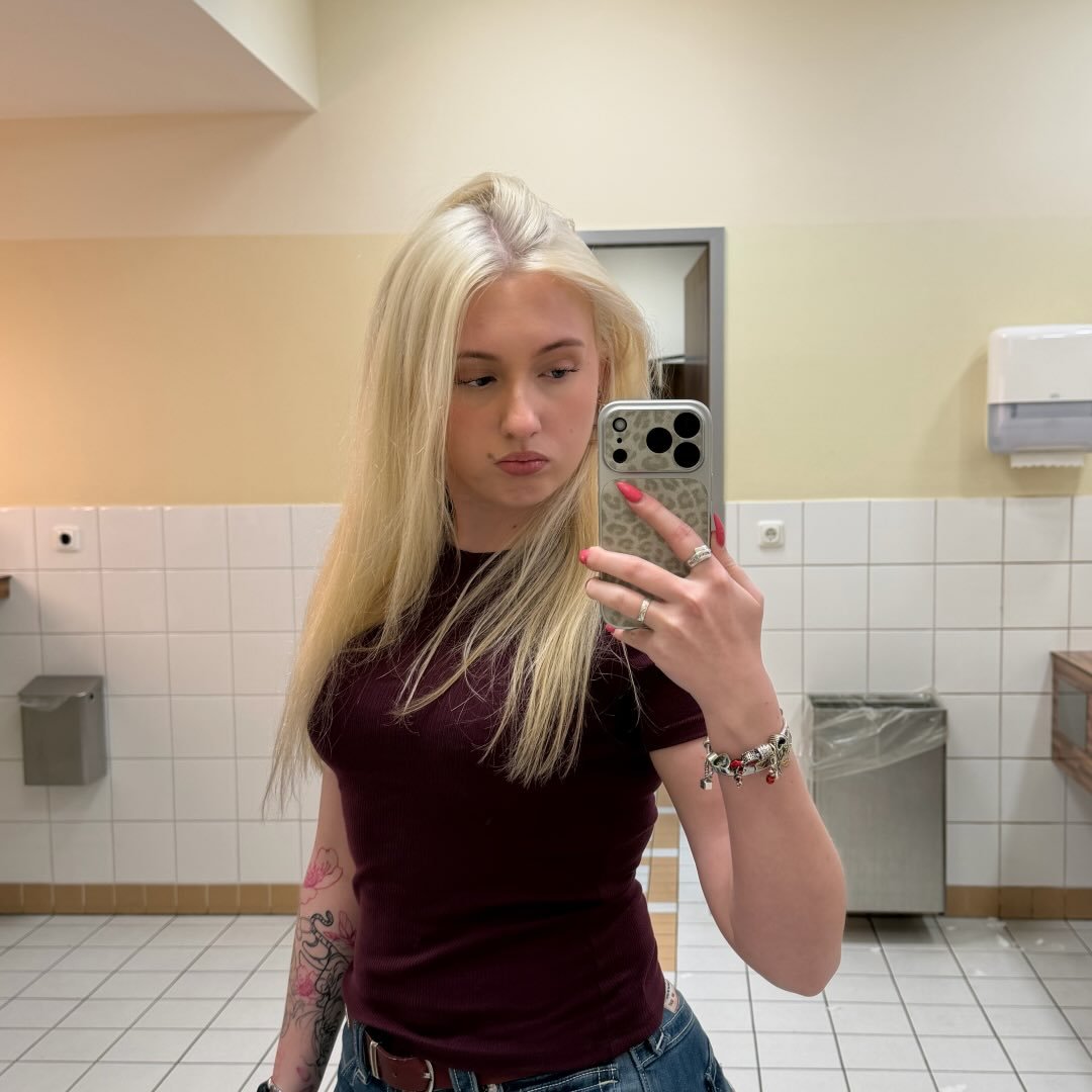 Instagram Profilbild von kxrinabrt