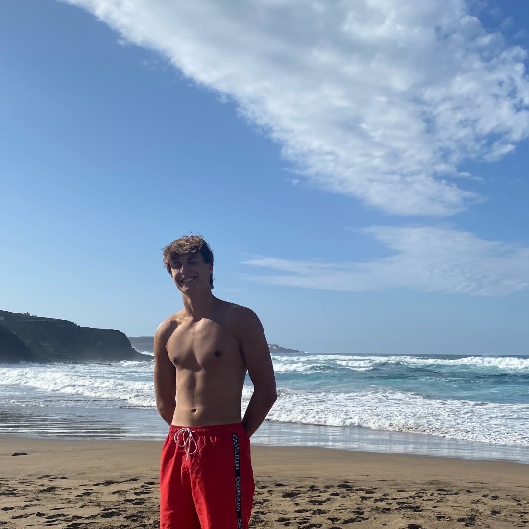 Instagram Profilbild von henri.schauerte