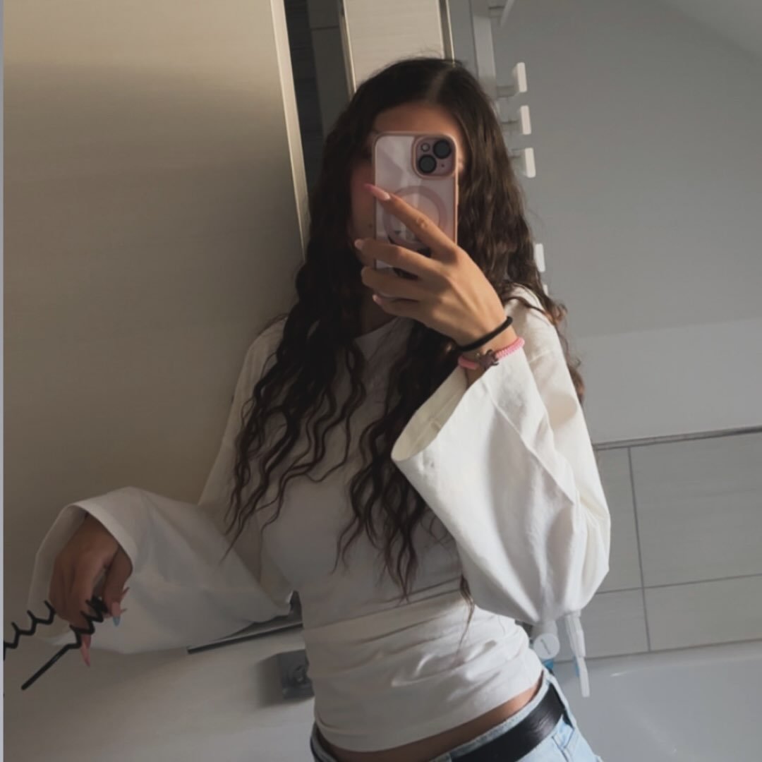 Instagram Profilbild von cennet_shrmn