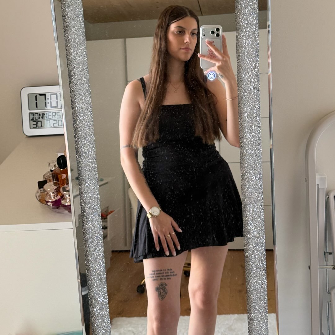Instagram Profilbild von laauraa__.11