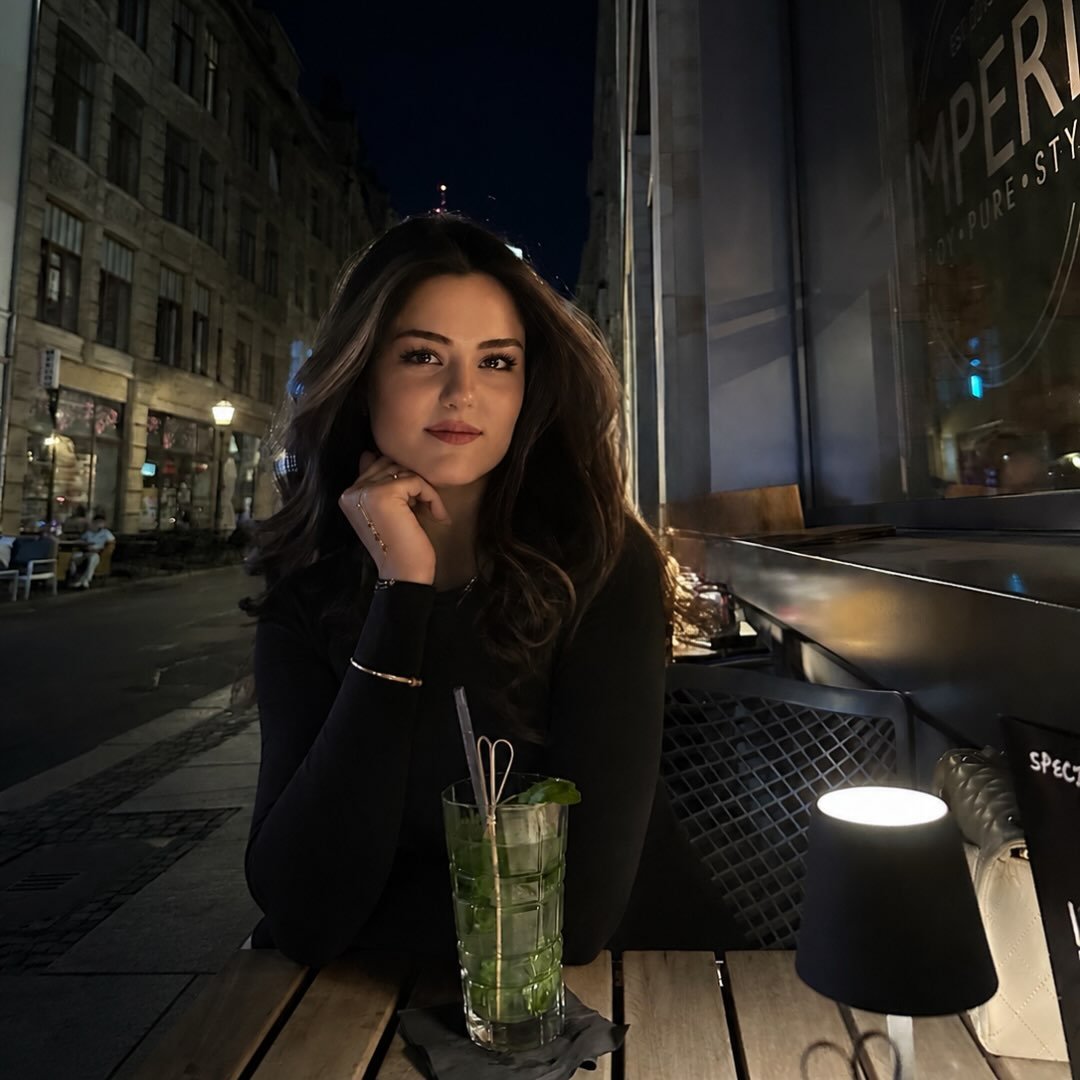 Instagram Profilbild von cerenazgl